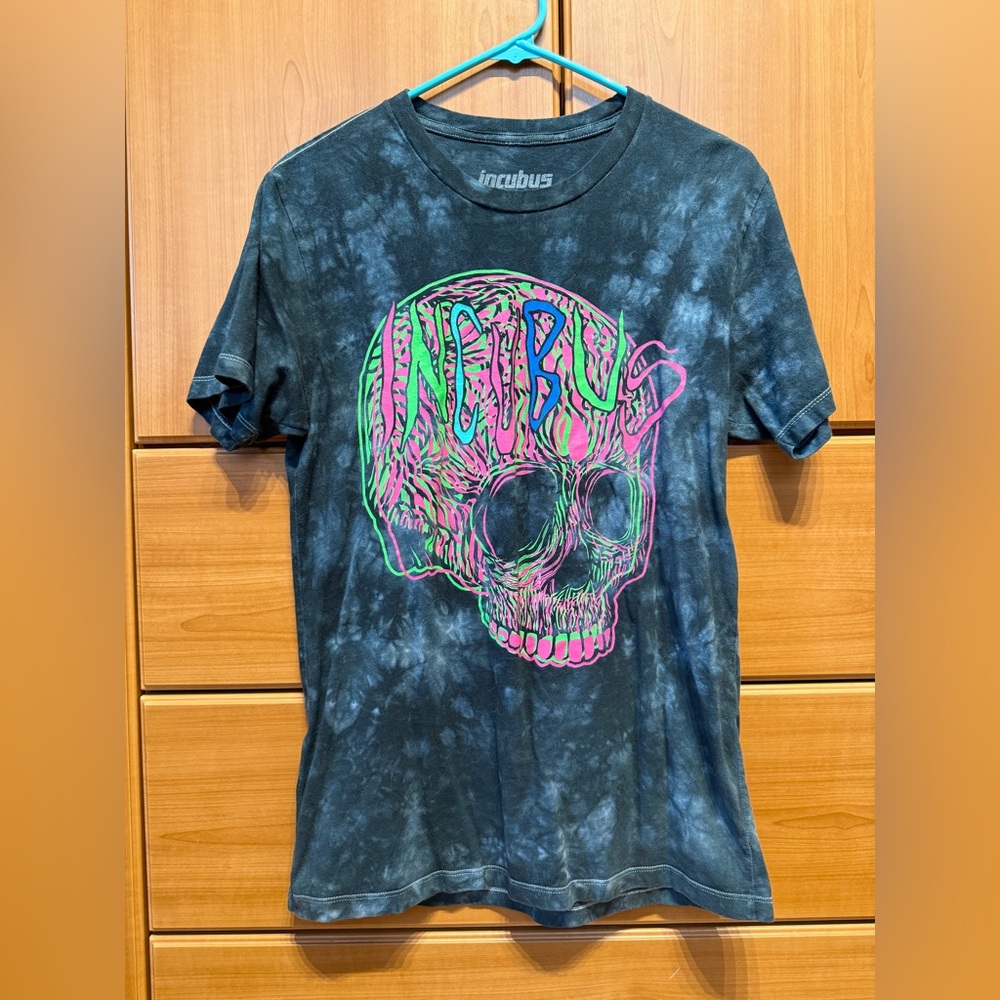 Tie-Dye Incubus Skull Graphic Tee